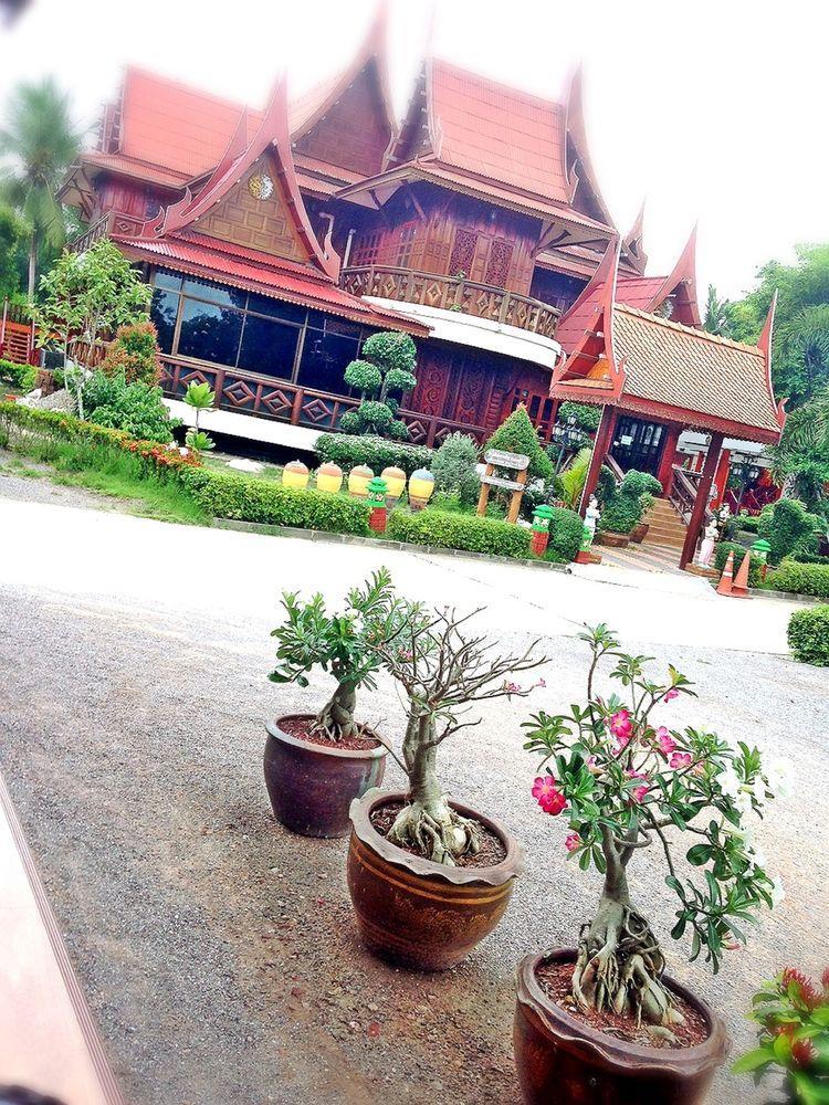 Jaroenrat Resort Szamutszongkhram Kültér fotó