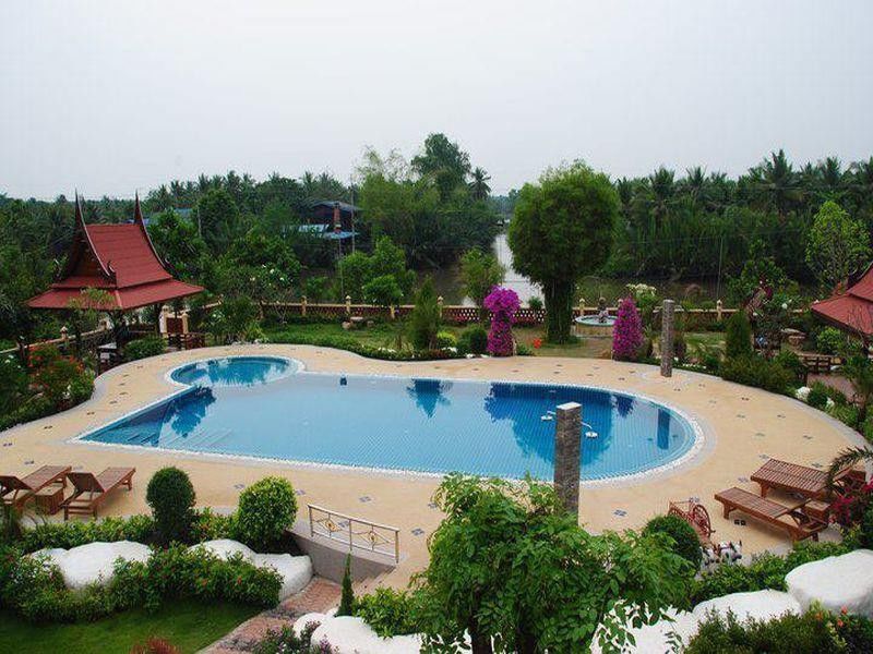 Jaroenrat Resort Szamutszongkhram Kültér fotó